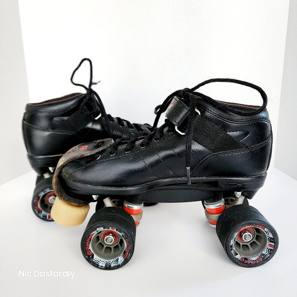 Riedell R3 Cayman Roller Skates | Unisex Size 7 - Picture 3 of 15